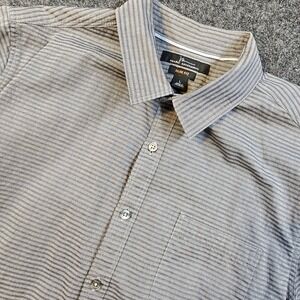 Marc Anthony Slim Fit Button Up Shirt Mens Large Gray Striped Short Sleeve Casua